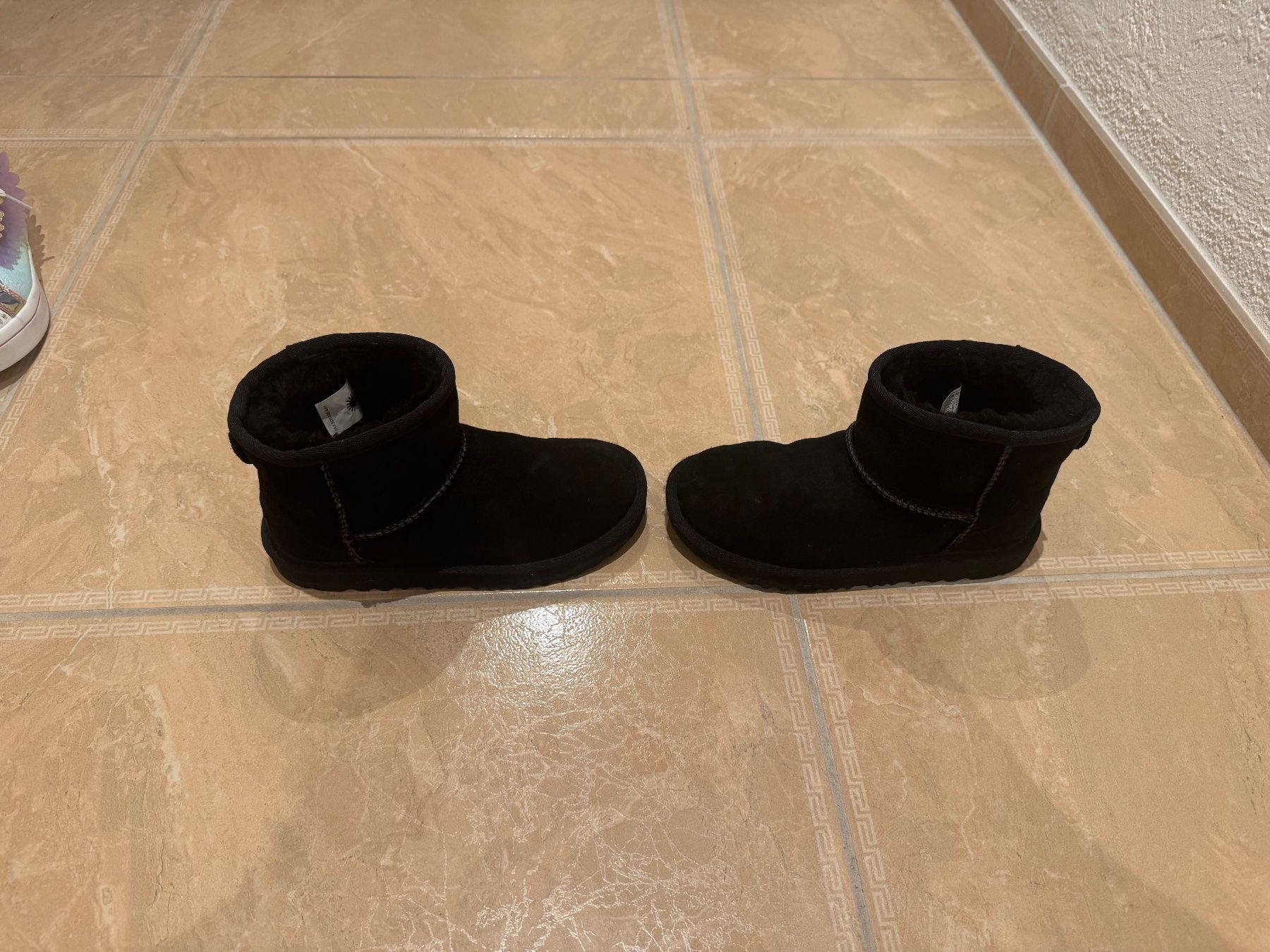Chaussures filles: UGG Boots, 31 – D'occasion à Klingnau par Markus14