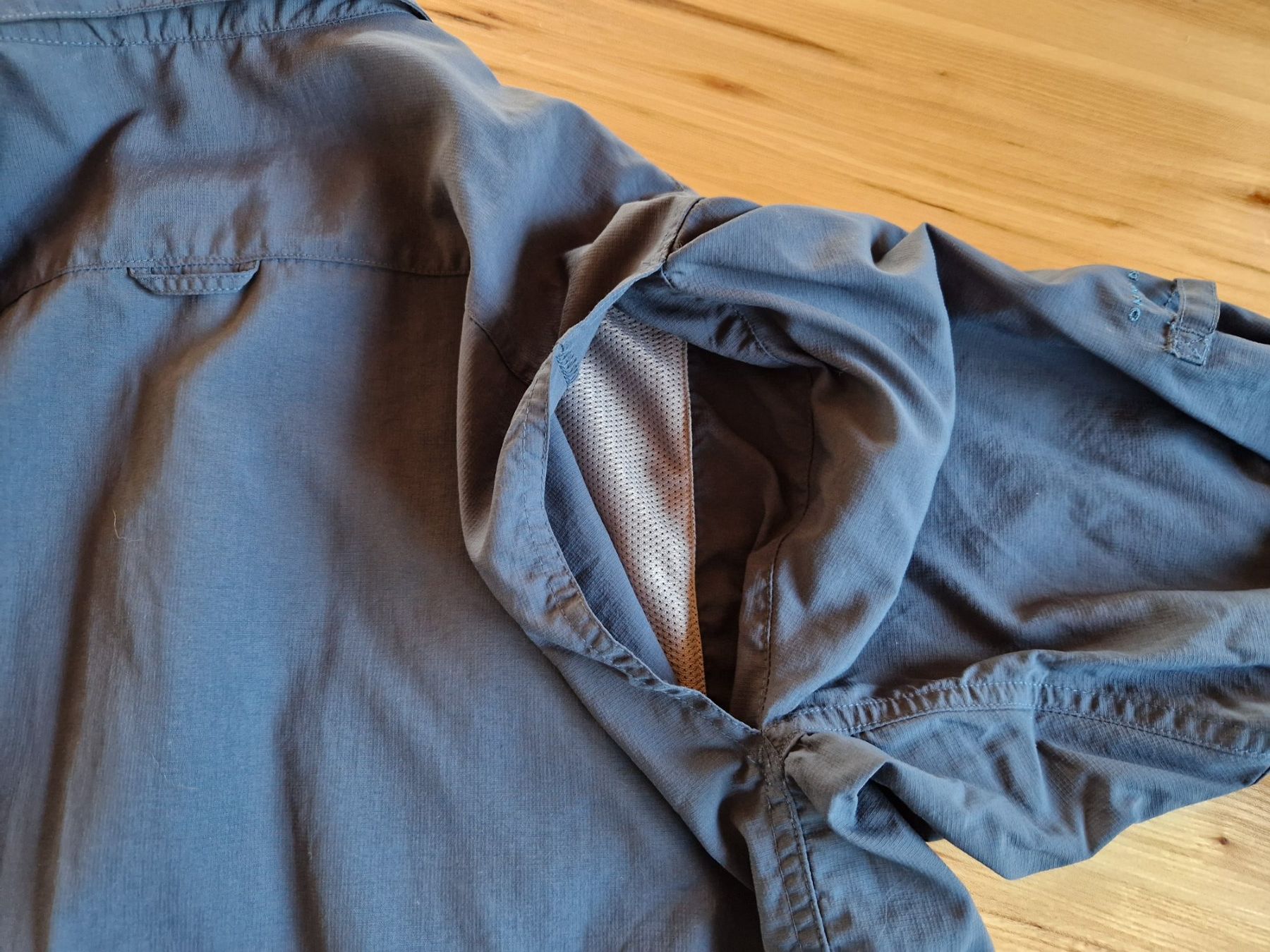 Columbia Camicie: Columbia Titanium Wanderhemd – Usato da Bettlach venduto da AQ64 3