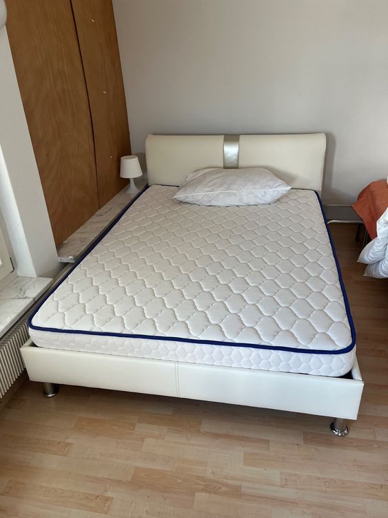 Wunderschone Bett 140x200 Gebraucht Bild