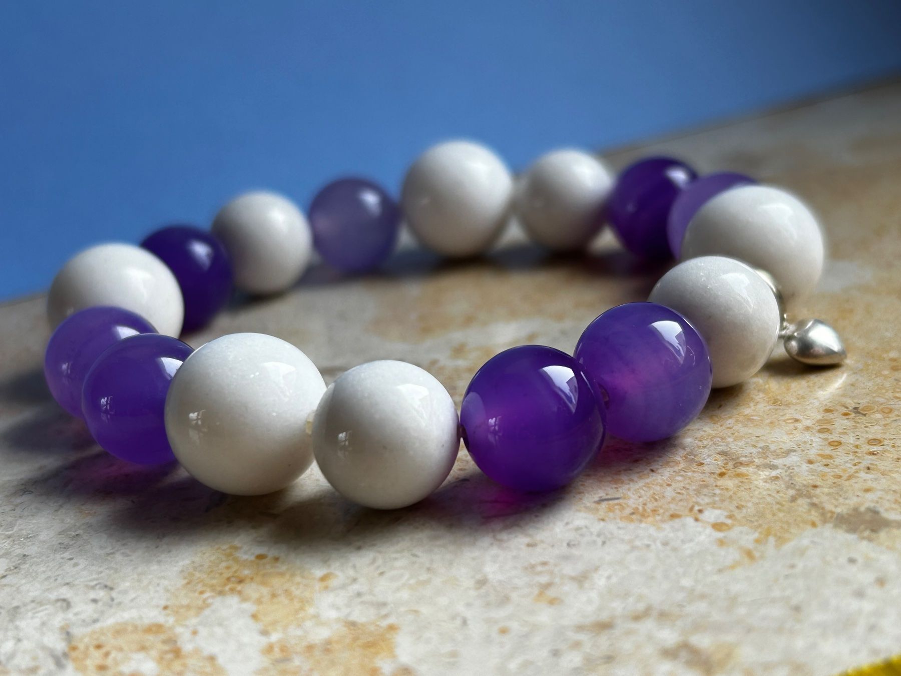 Armbänder & -reifen: Amethyst und Schneequarz -Armband 19cm – Gebraucht aus Laufen von Bellebellezza 1