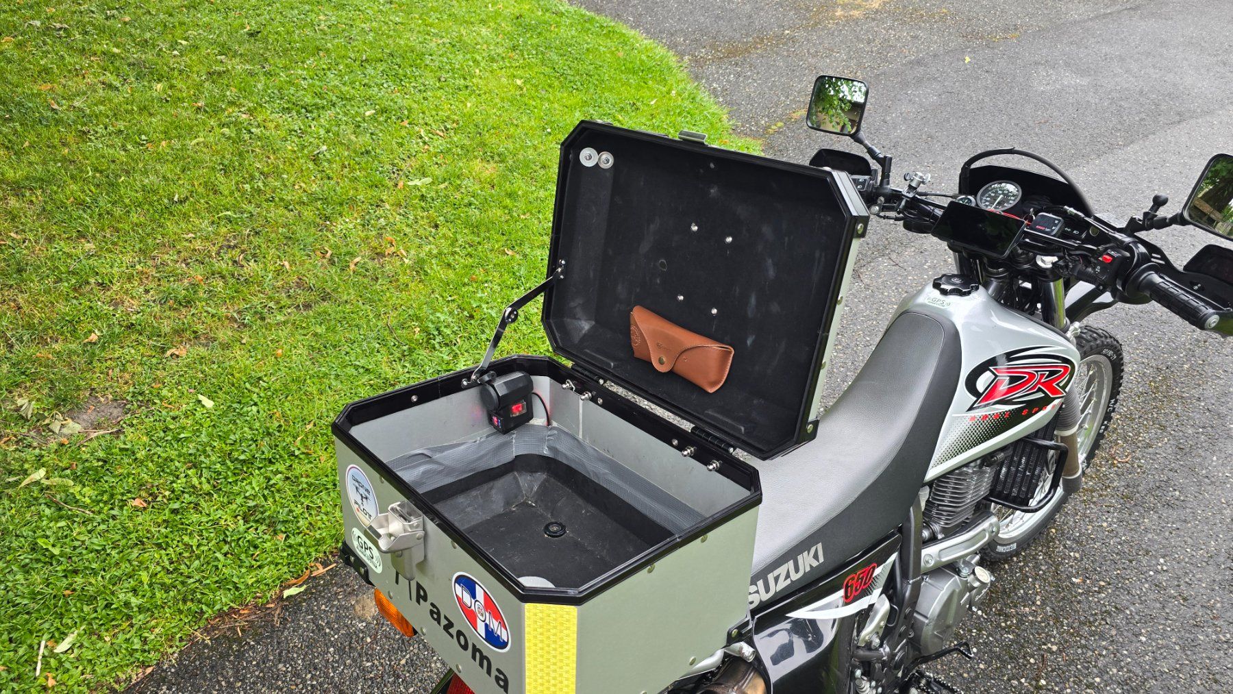Suzuki Enduro: Suzuki DR 650 Ab MFK + Service – Usato da Sempach Station venduto da marioduss10 7