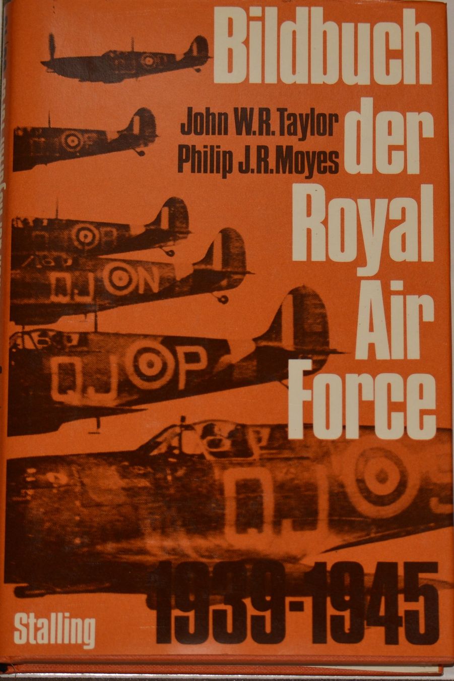 Livres: Bildbuch der Royal Air Force – D'occasion à Basel par Dogana