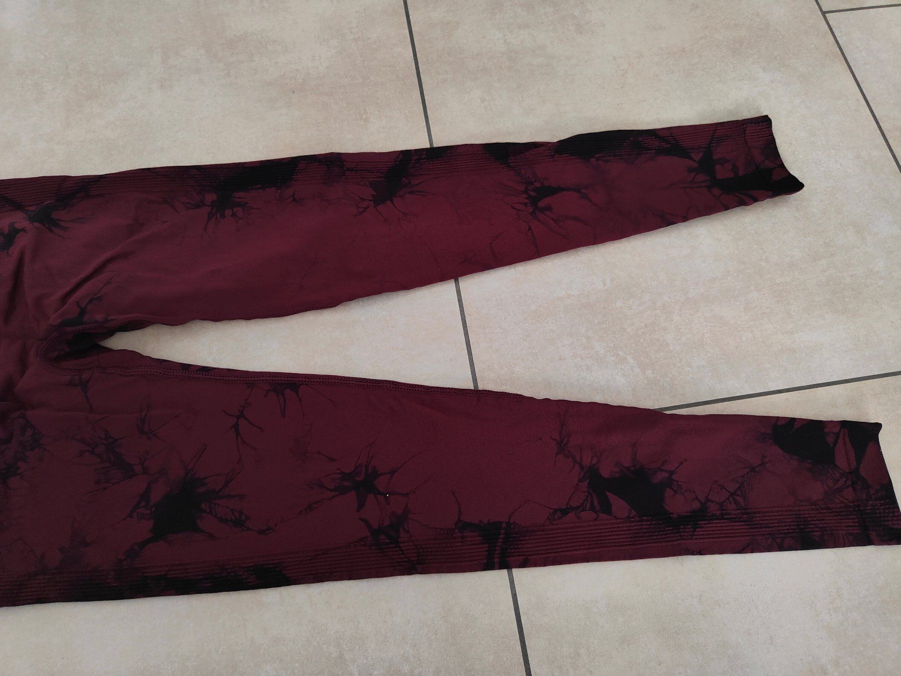 Leggings: Batik Leggings - Grösse M – Nuovo e nell'imballaggio originale da Rickenbach b. Wil venduto da Beautiful.Things 2