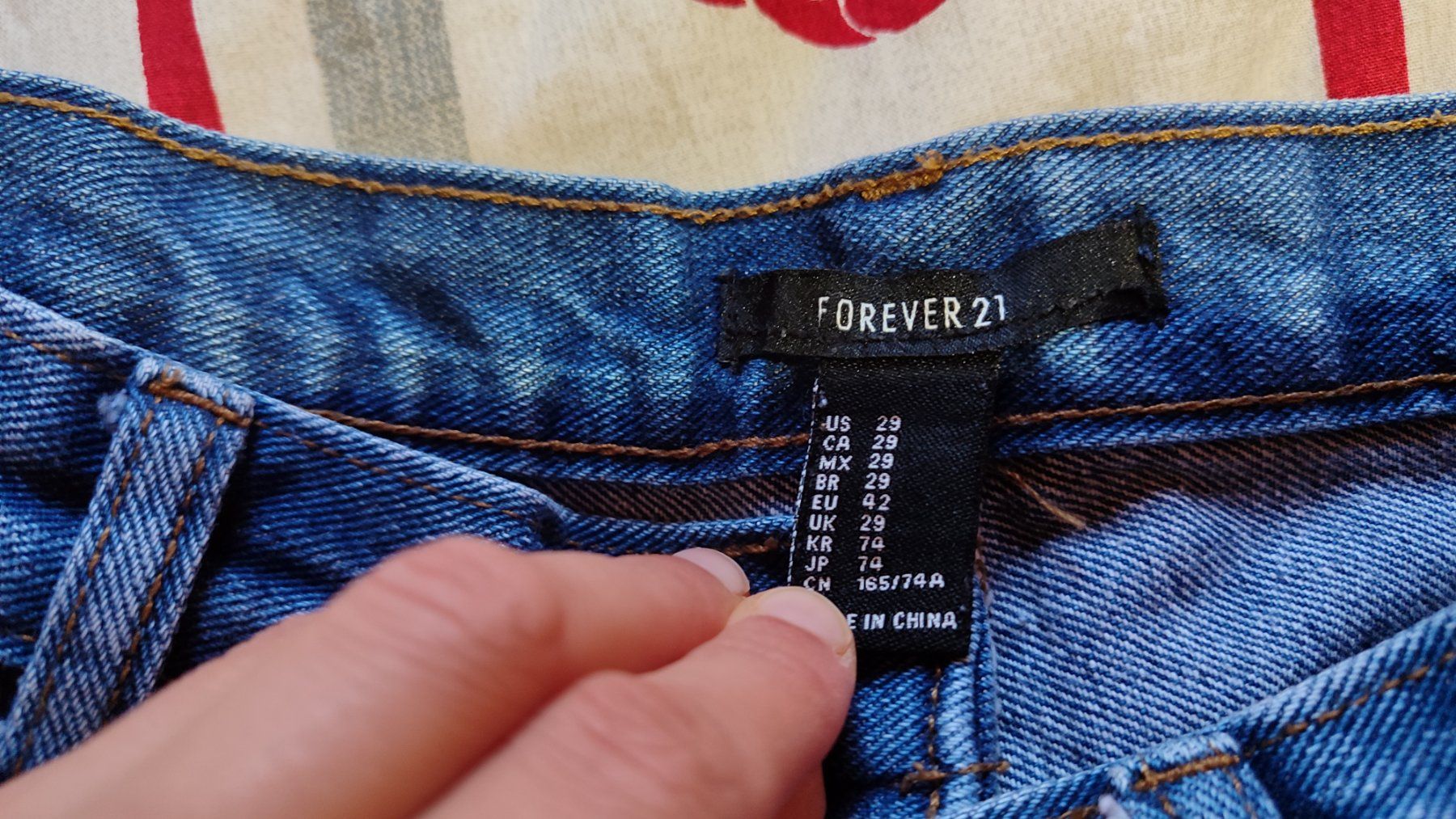 Zara Jeans: Jeans-Shorts Gr.42 Forever21 NEU! – Nuovo e nell'imballaggio originale da Brüttisellen venduto da nic_xm7s 1