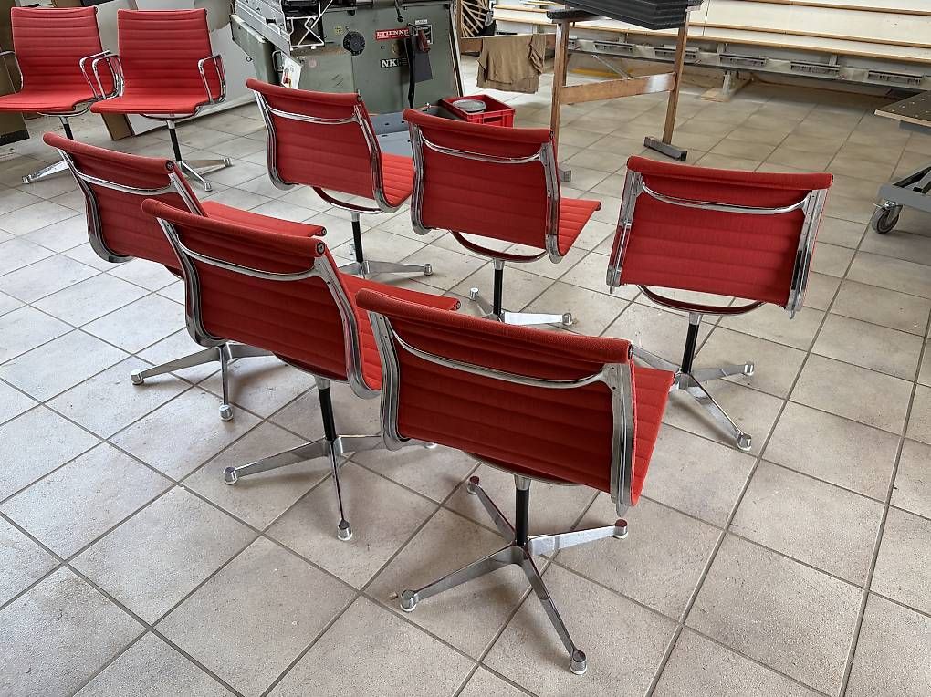 Herman Miller Sedie: Eames Aluminium Chair EA 101 Herman Miller – Usato da Uster venduto da lucabruegger 4