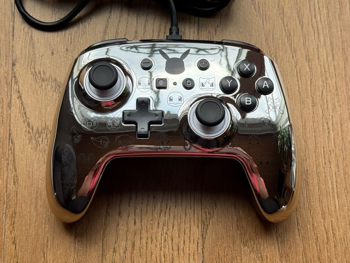 Nintendo Manettes: Pokémon-Controller / Nintendo Switch – D'occasion à Läufelfingen par Seraphim13 2