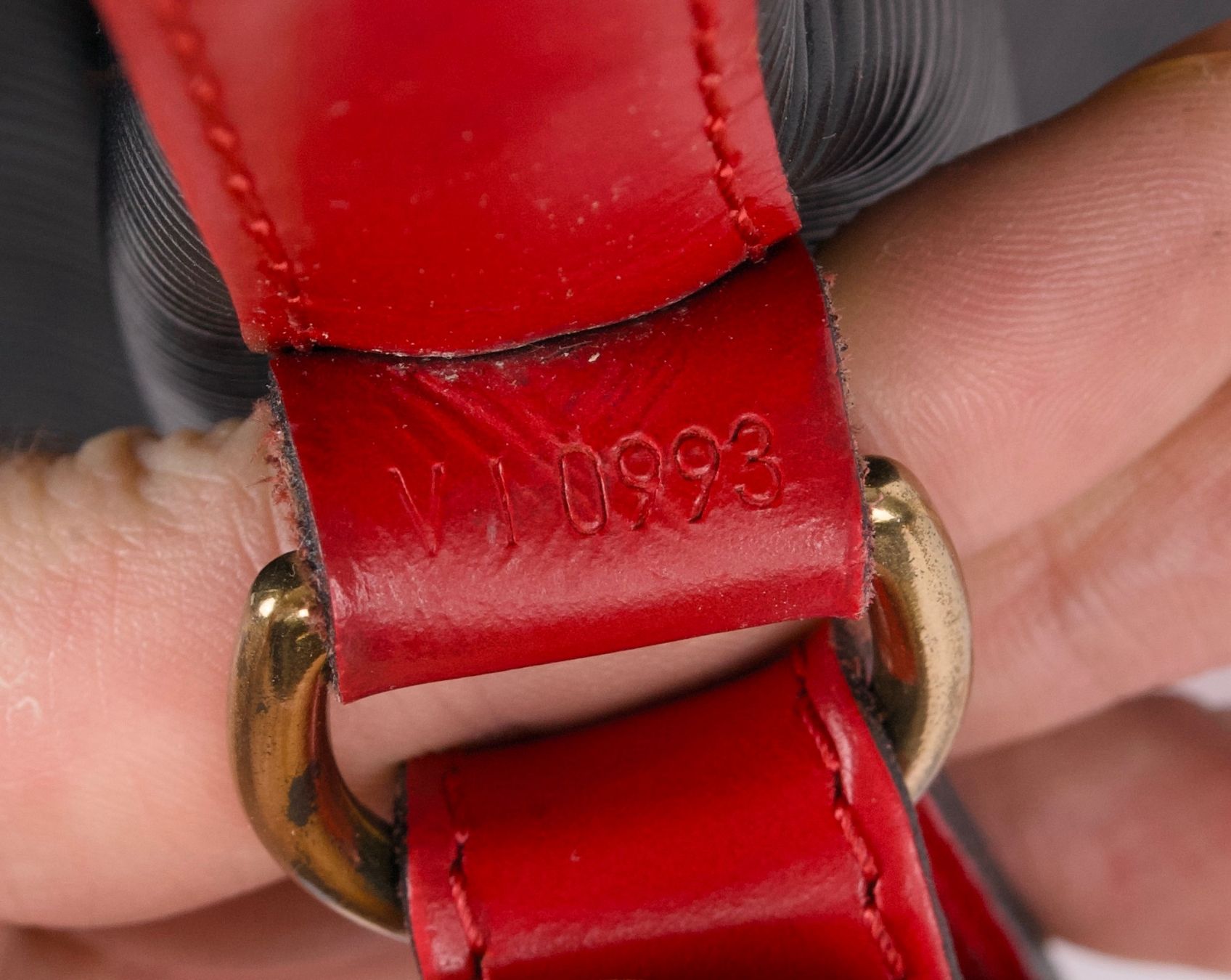 Louis Vuitton Taschen für Damen: Auth LOUIS VUITTON Noe big size epi leather. – Gebraucht aus Lausanne von Lamedusac 8