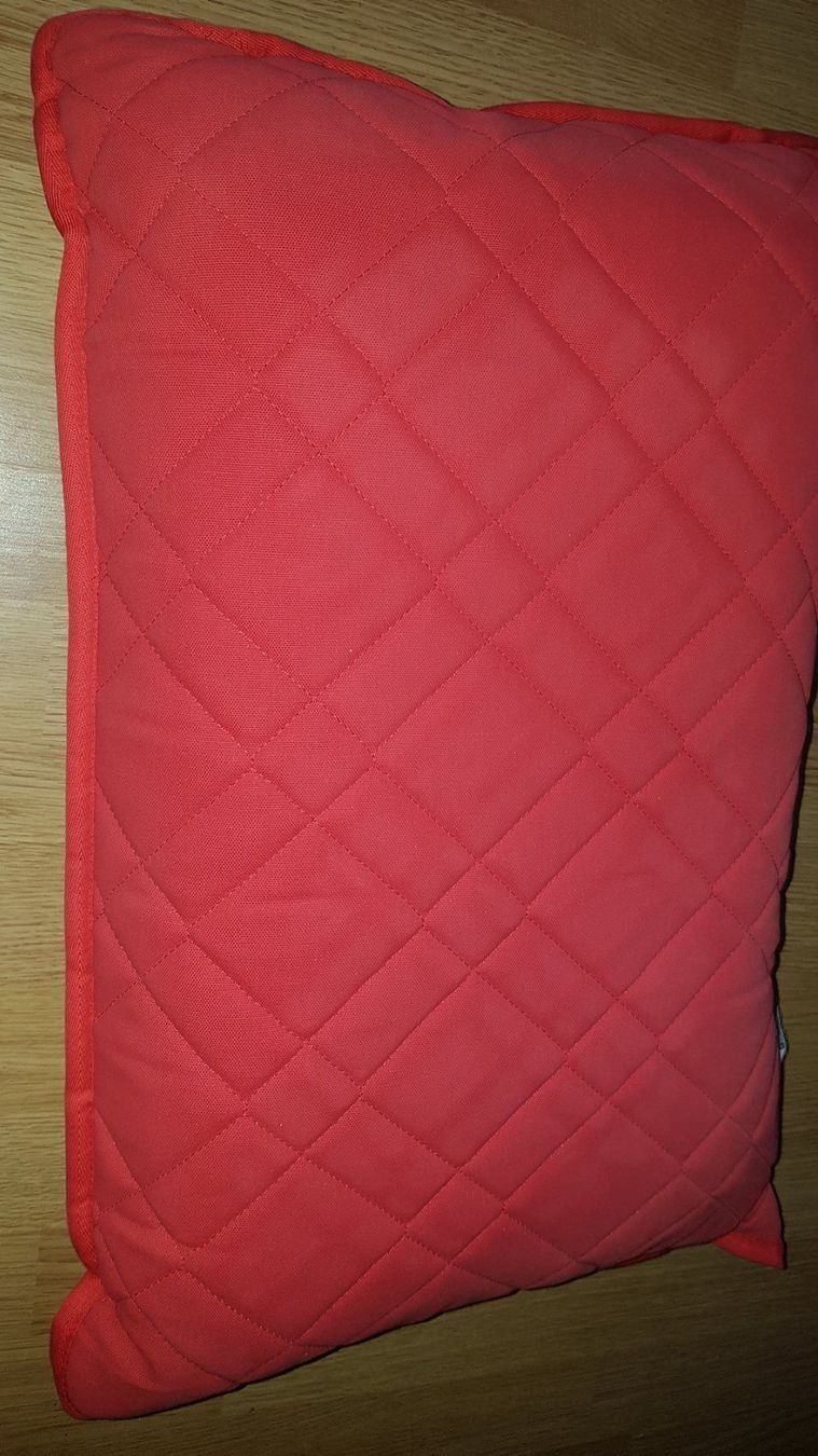 Flexa Cuscini: 3 Flexa Kissen rot 60x40 – Nuovo e nell'imballaggio originale da Schwarzenburg venduto da Flamingo07