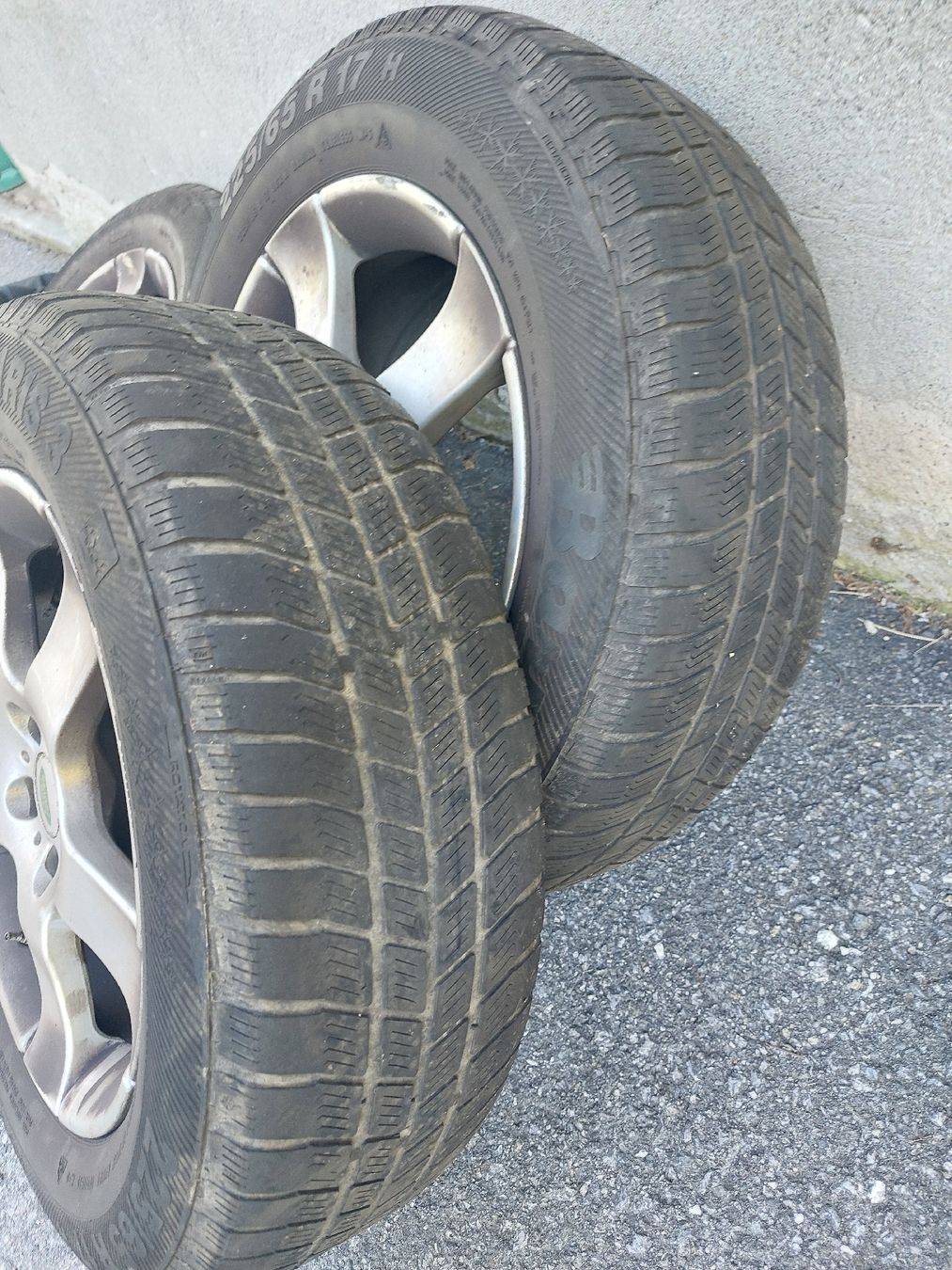 Pneus & Kompletträder: Kompletter Radsatz Range Rover Evoque – Gebraucht aus Kriens von Allerhand5 4