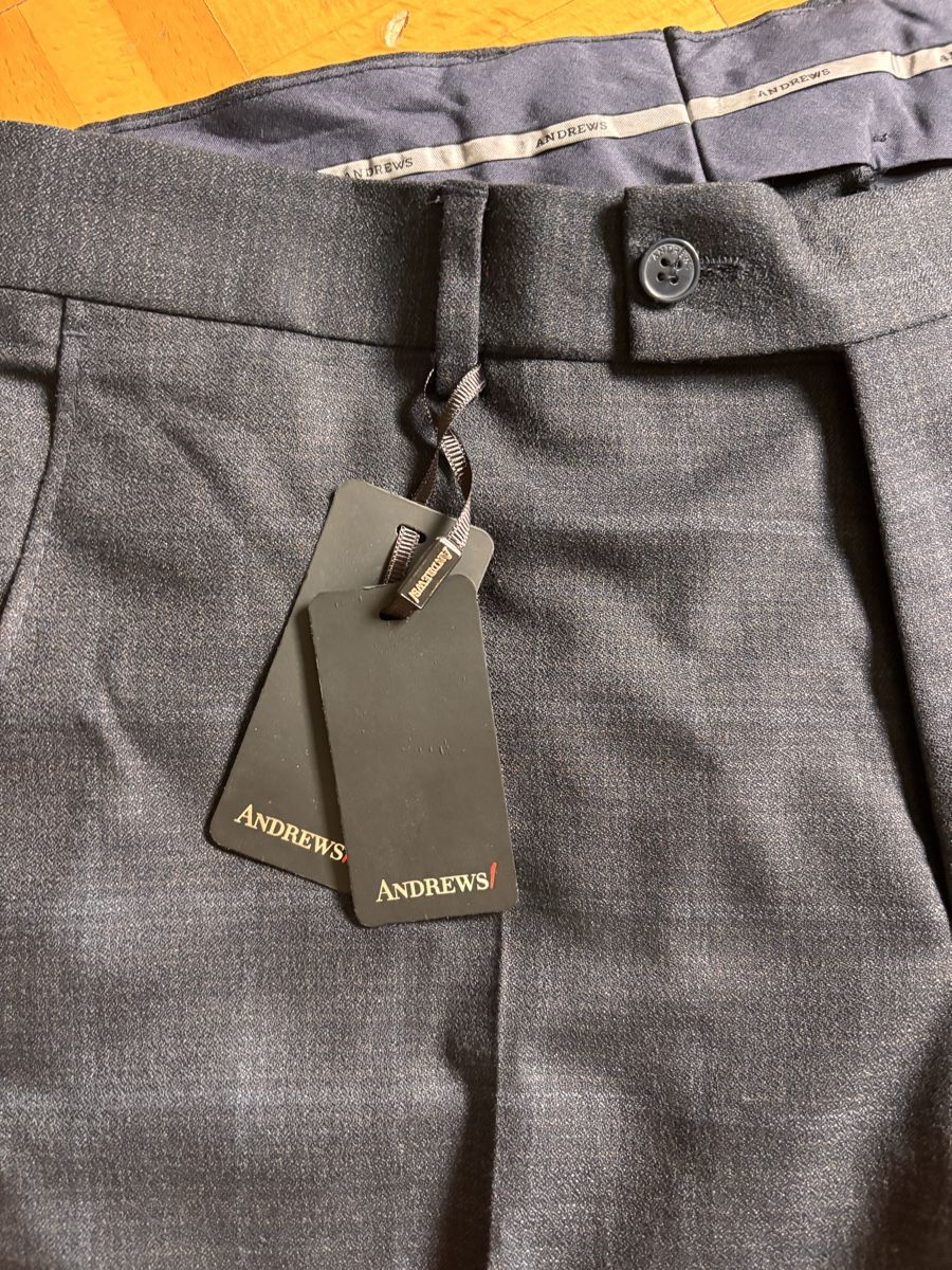 Pantaloni: Men's Dark Blue Checked Dress Pants – Nuovo (secondo la descrizione) da Zürich venduto da Grothschild 2