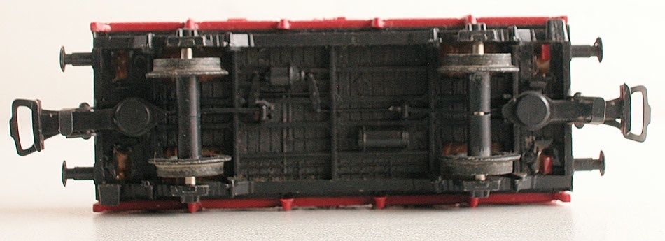 Roco Modellini di ferrovie: Roco Klappdeckelwagen Spur H0 – Usato da Oberwil BL venduto da Klang 3