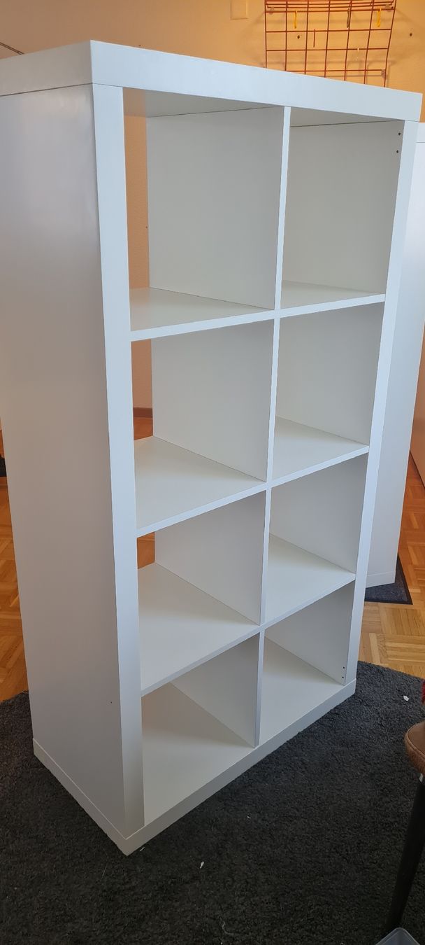 IKEA Expedit (heute) Kallax 2x4 weiss (Neu (gemäss Beschreibung)) in Zollikofen für CHF 45 – nur Abholung auf Ricardo kaufen