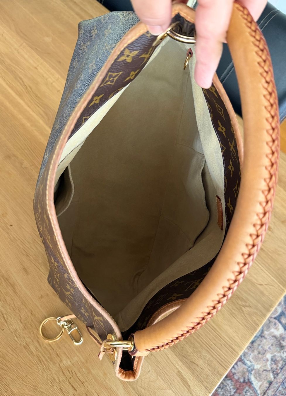 Louis Vuitton Borse da donna: Louis Vuitton Artsy – Usato da Reinach AG venduto da RobbisB 7