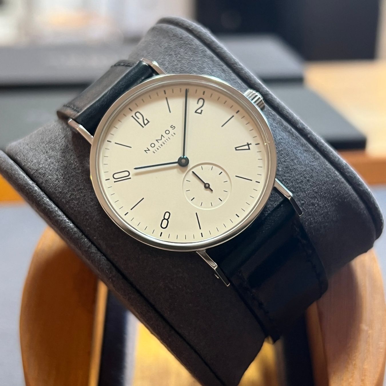 Nomos Orologi: Nomos Tangente Stem-Winder Full Set Expo2000 – Usato da Carouge GE venduto da Watchaser 7