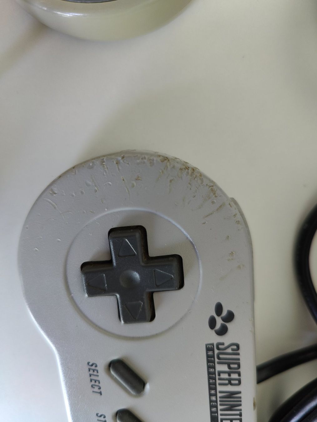 Nintendo Consoles: Super Nintendo SNES inkl. drei Controller und Kabel – D'occasion à Dintikon par Nightcom 7