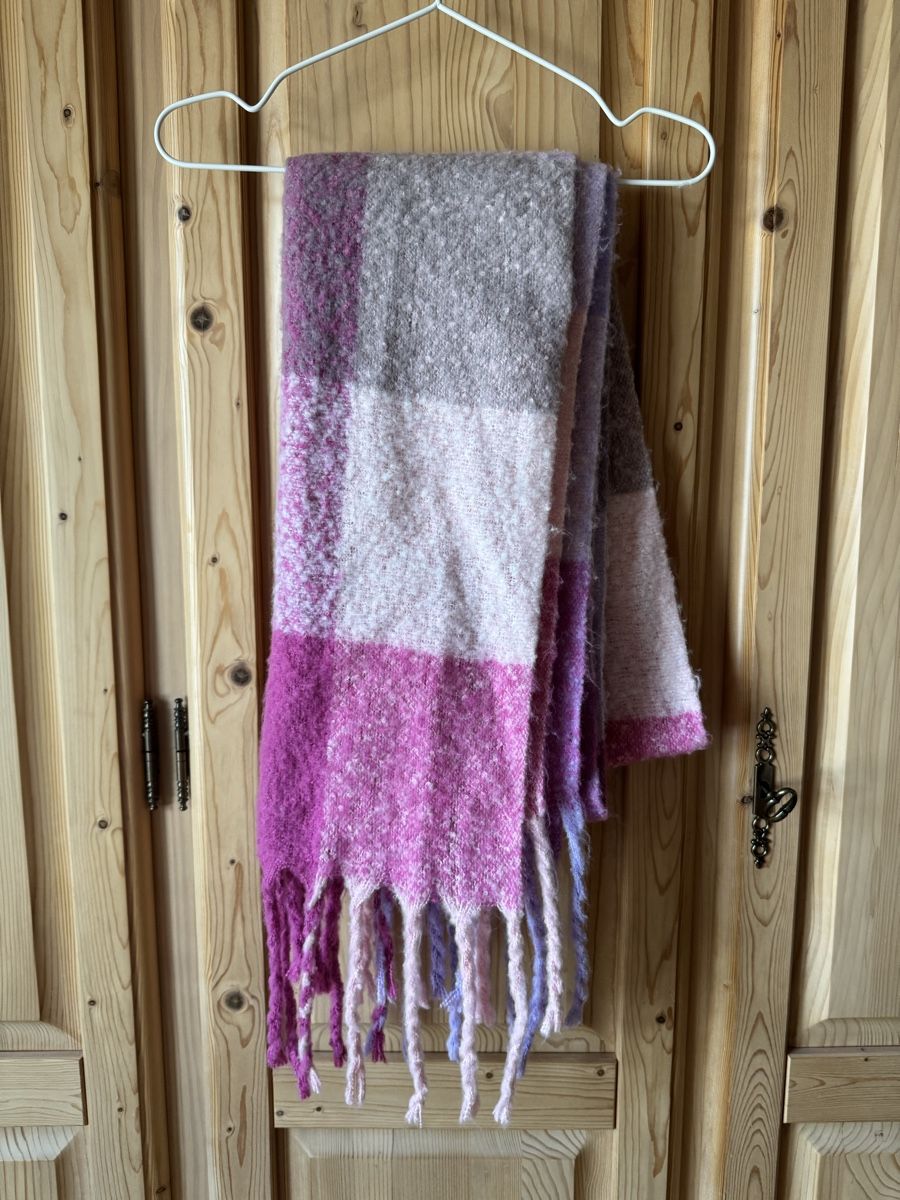 Foulard & Sciarpe: Schal mit Fransen, pink-grau – Usato da Hergiswil NW venduto da kaufe_bei_kaufmann
