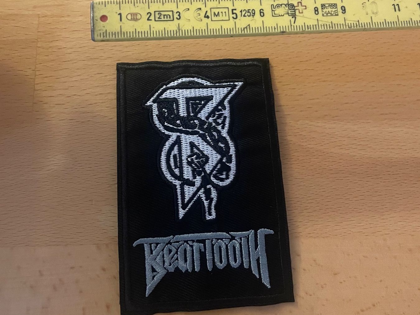 Toppe: Beartooth - Patch Sticker Aufnäher Rock Punk Metal – Nuovo (secondo la descrizione) da Horn venduto da abutre72