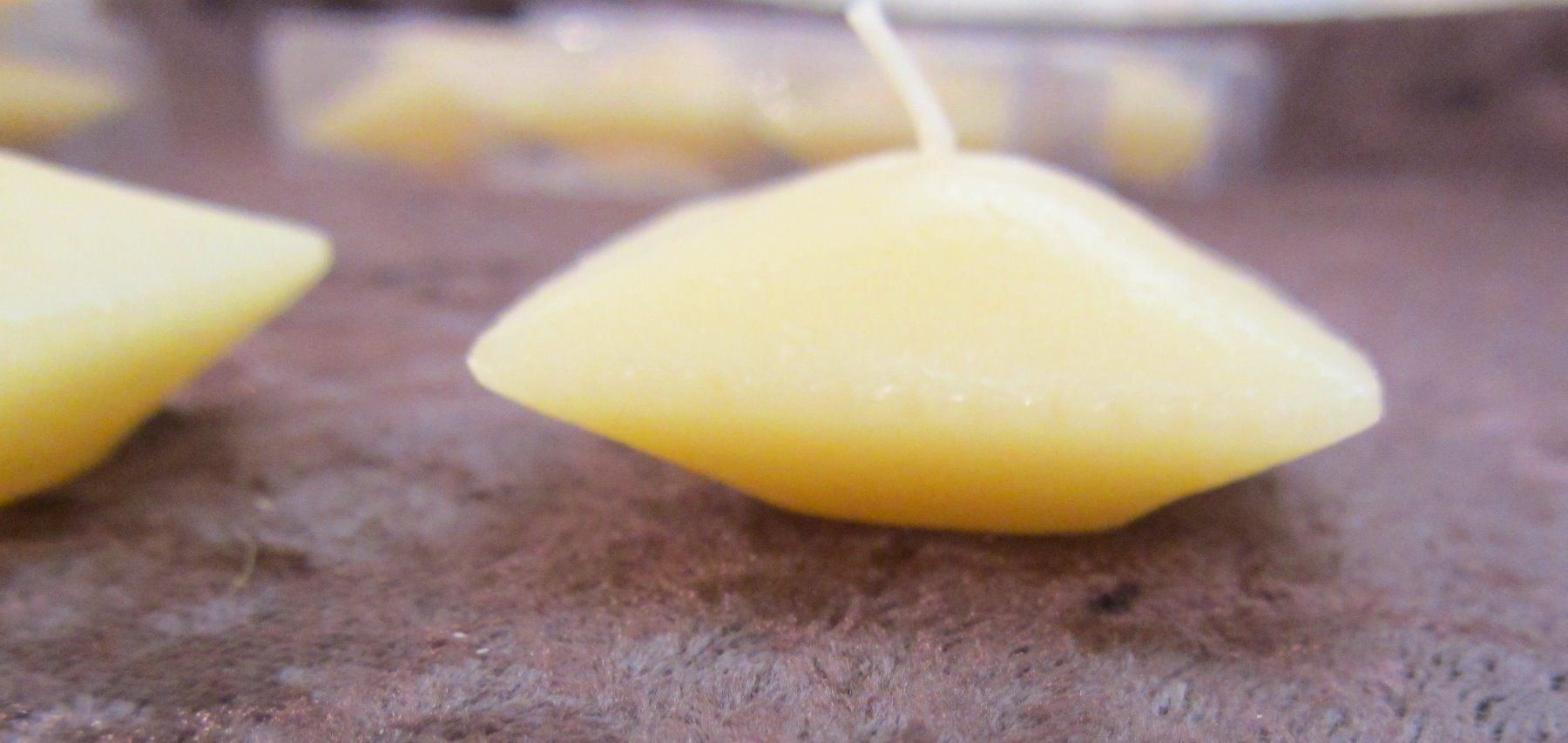 Kerzen: 30 "RAVIOLI-Schwimm-Kerzen" 4 x 4 cm – Neu und originalverpackt aus Egliswil von chroetli22 1