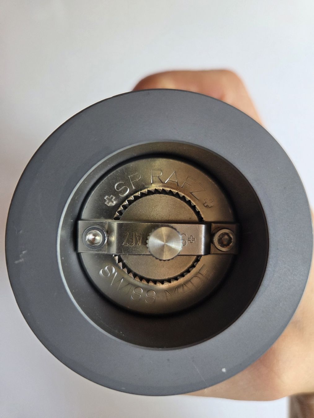 Appareils de cuisine: Peffermühle robust und edel "Swissmade" – D'occasion à Rümlang par debym 2