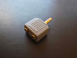 Audio Adapter 3.5mm Klinke auf 2x Buchse für zwei Kopfhörer