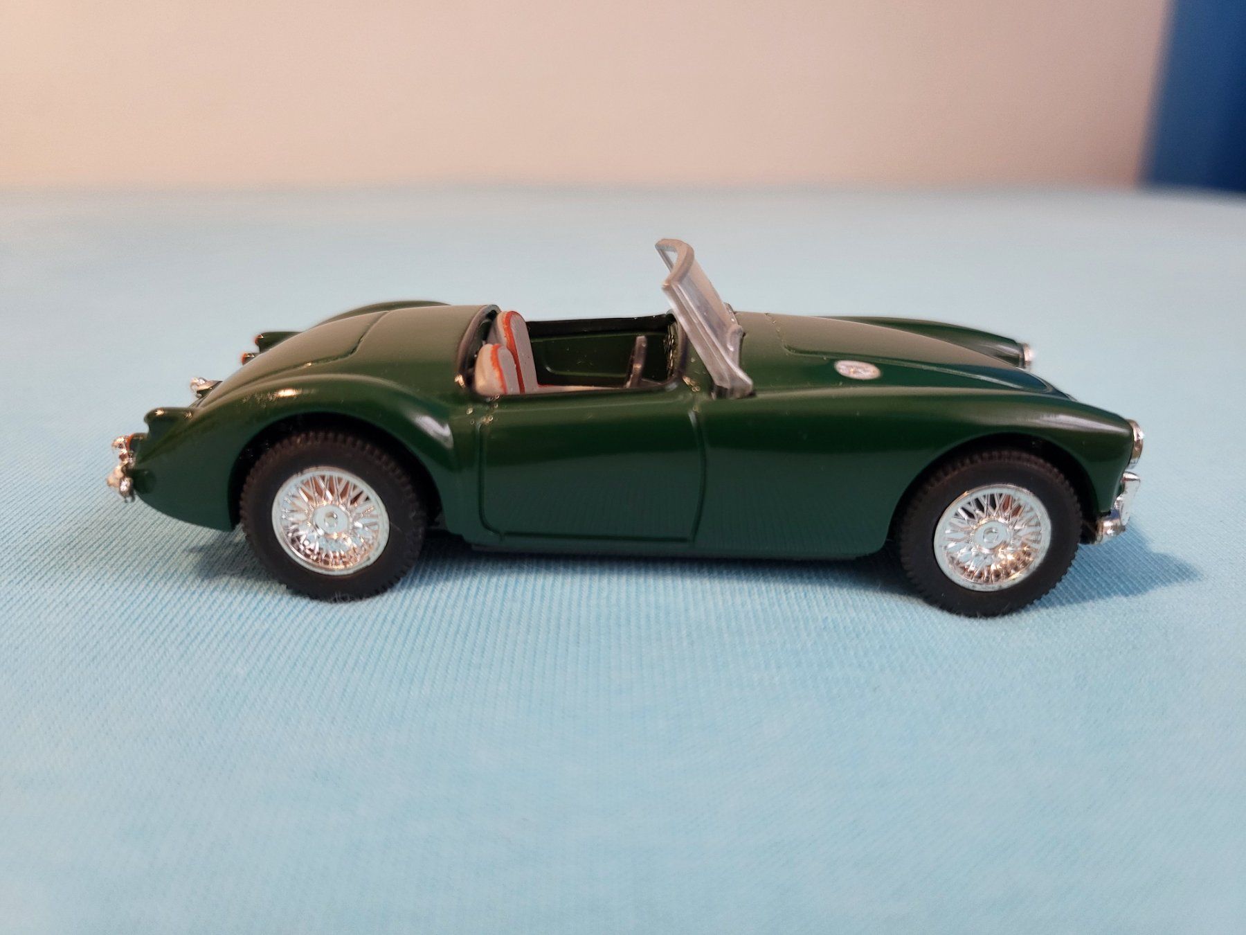 MG Modellini d'auto: MG A Mk I – Nuovo (secondo la descrizione) da Glattbrugg venduto da PhilKrill 2