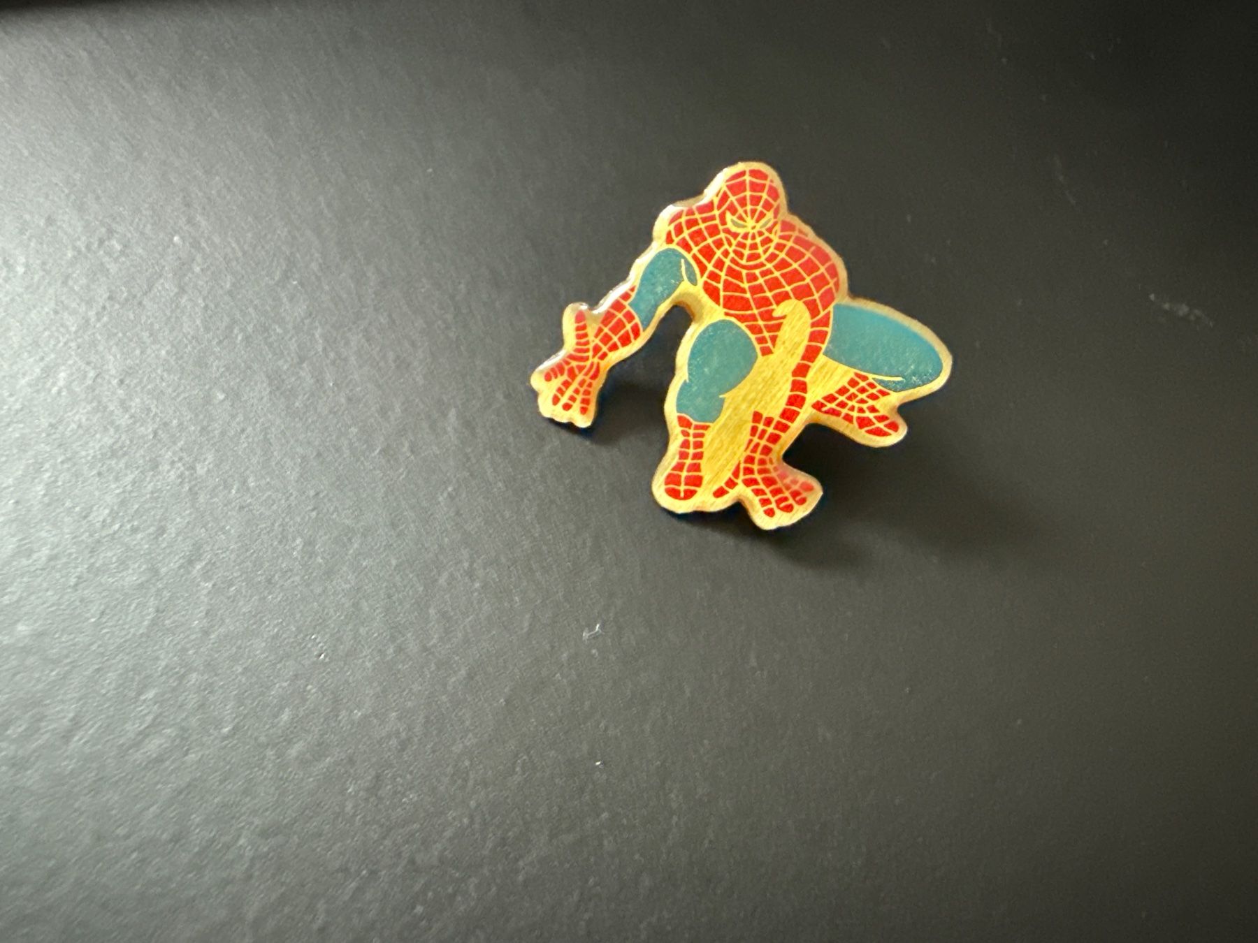 Placchette & Badge: Pin Auktion Marvel Spiderman – Usato da Galgenen venduto da rub_f6kh