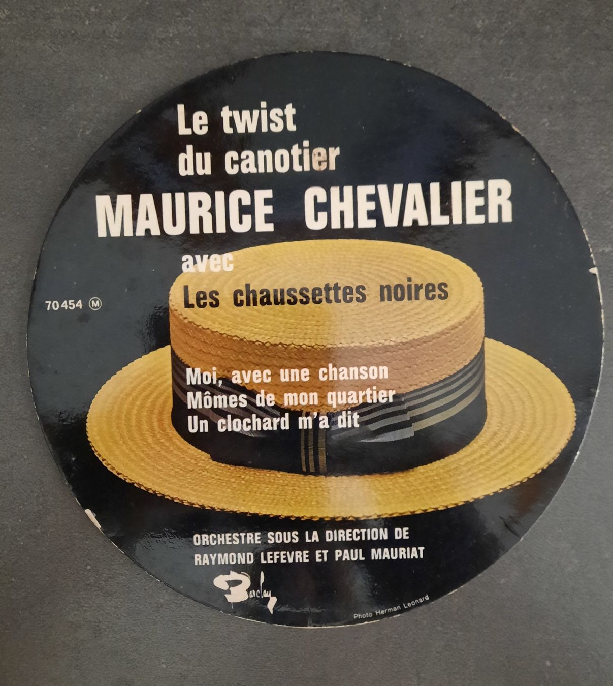 Dischi in vinile: Chaussettes Noires et Maurice Chevalier – Usato da Collombey venduto da LRJ1