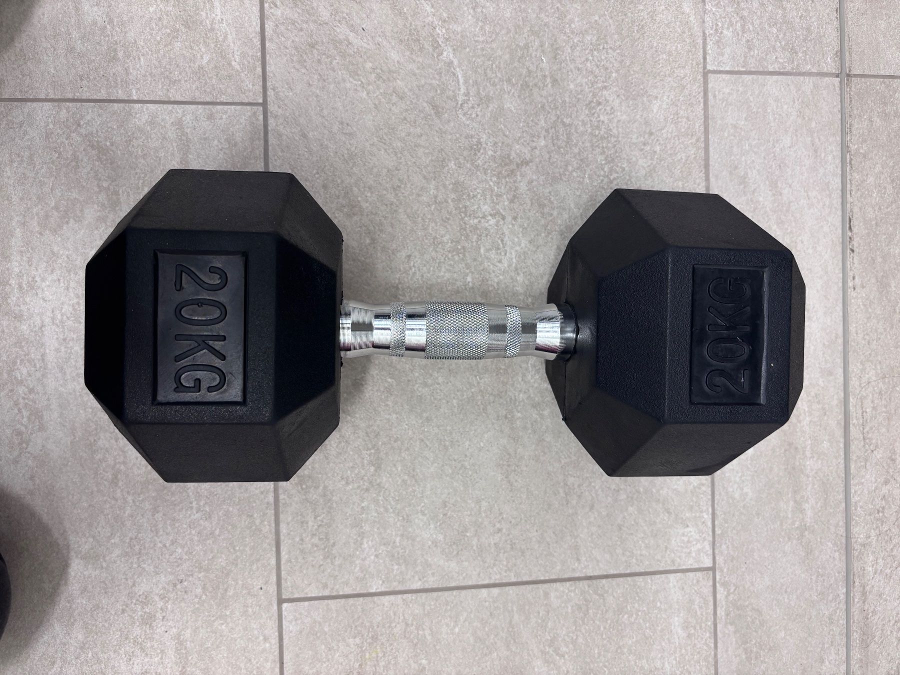 Manubri & Pesi: Kurzhantel 20 KG – Usato da Oberengstringen venduto da sup_k8bq