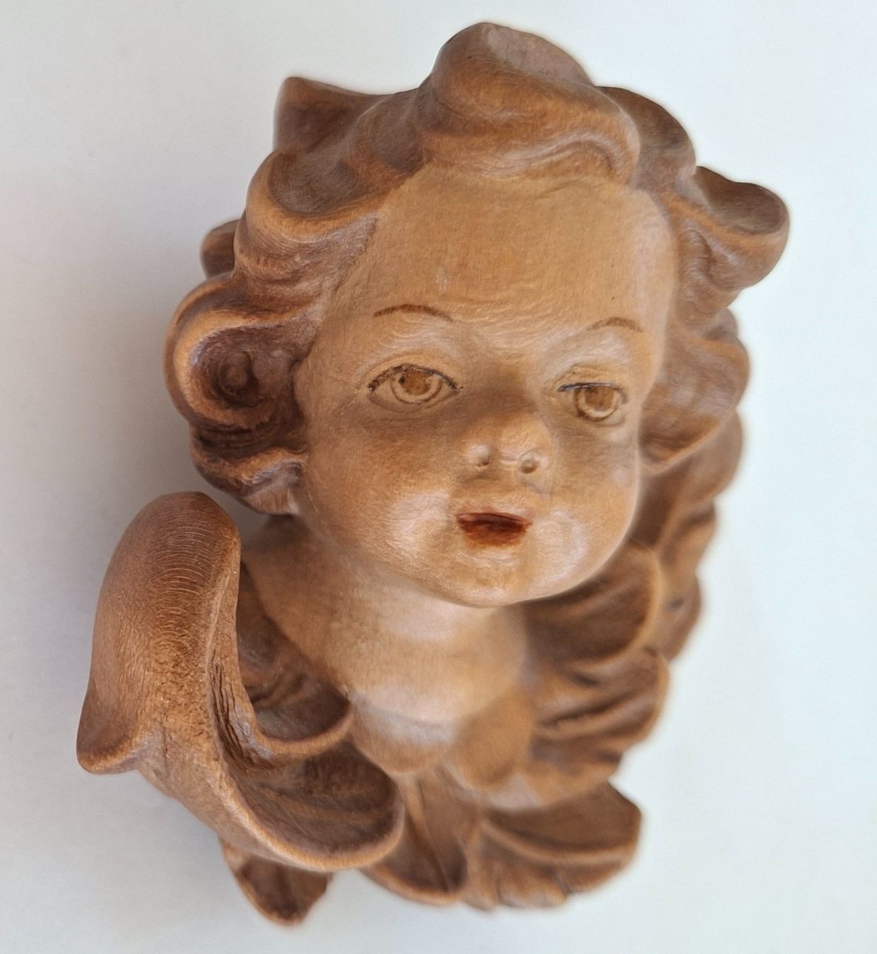 Statuette: Holz Engel Figur, Handgeschnitzt – Usato da Opfikon venduto da Diversamente 4