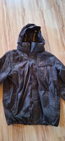 Sehr gut erhaltene Winterjacke, Top Zustand, Grösse M
