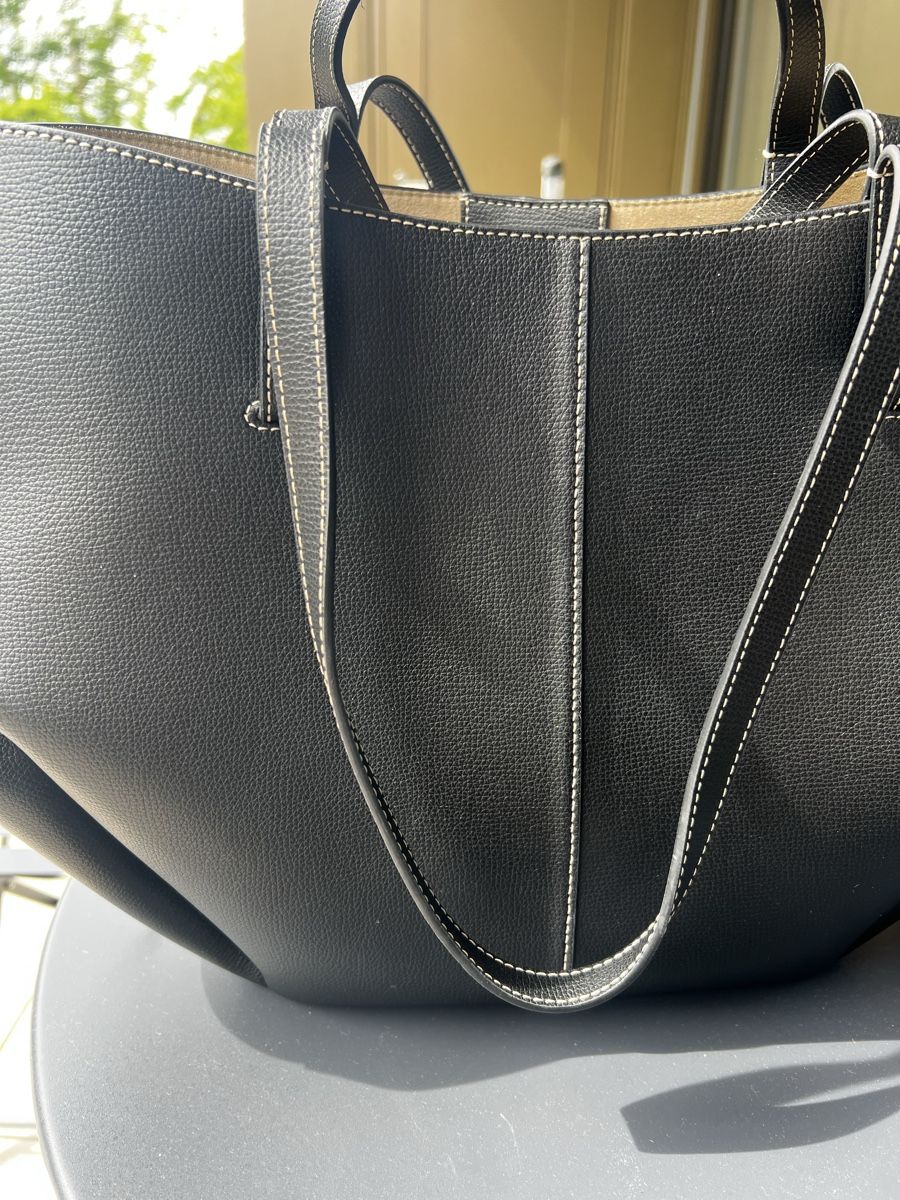 Polène Borse da donna: Big CYME Textured Black with Ecru Stitching – Nuovo (secondo la descrizione) da Rüschlikon venduto da ece_7tnb 7
