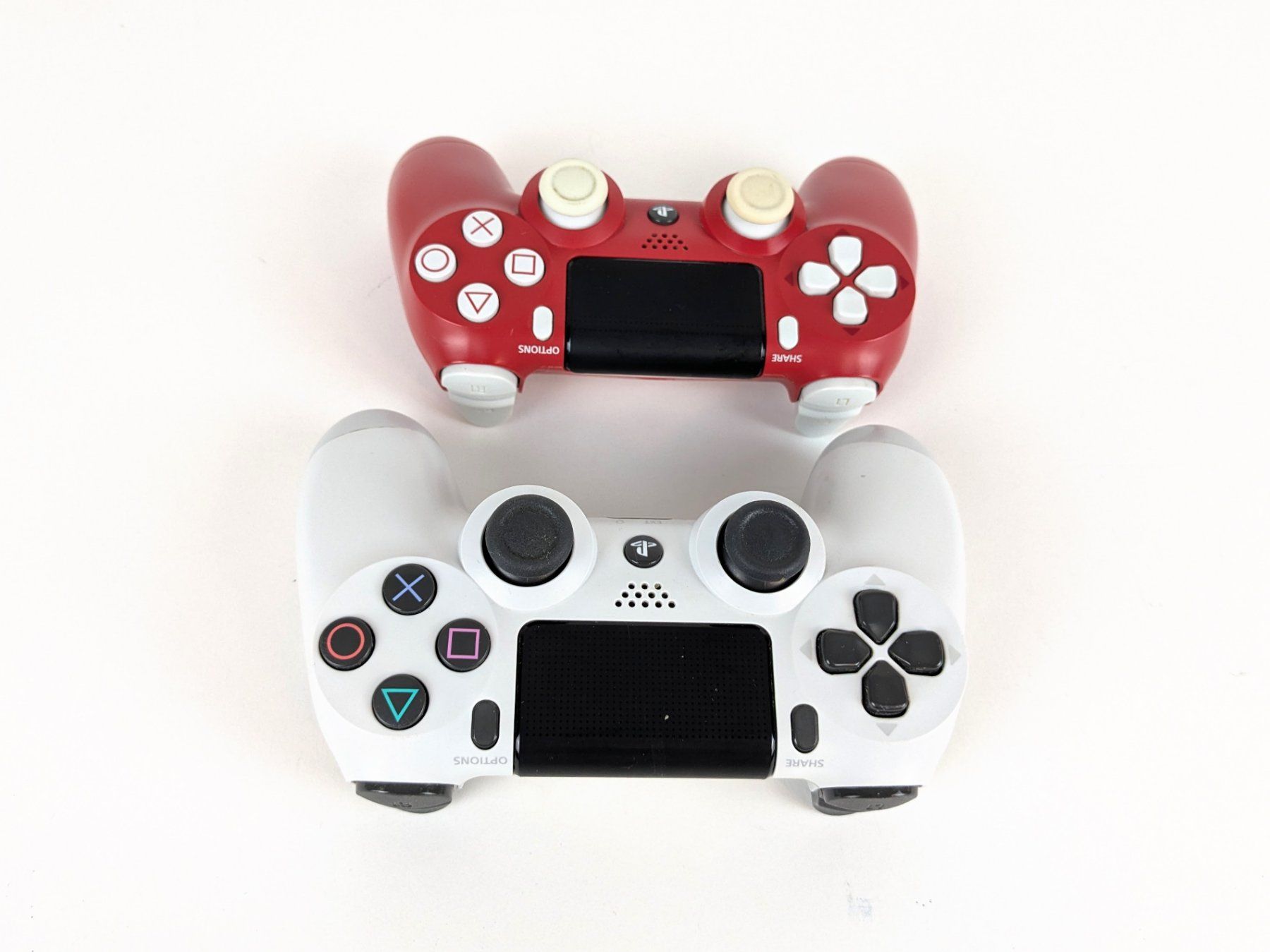 Sony Controller: SONY PS4 Dualshock 4 Wireless Controller 2Stk. – Nuovo (secondo la descrizione) da Thun venduto da Restwert_Thun 1