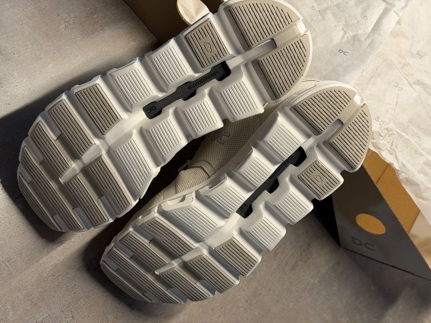 On Scarpe da donna: On Cloud Damen Schuhe - Grösse 38 – Nuovo e nell'imballaggio originale da Ibach venduto da ronaldo78 2