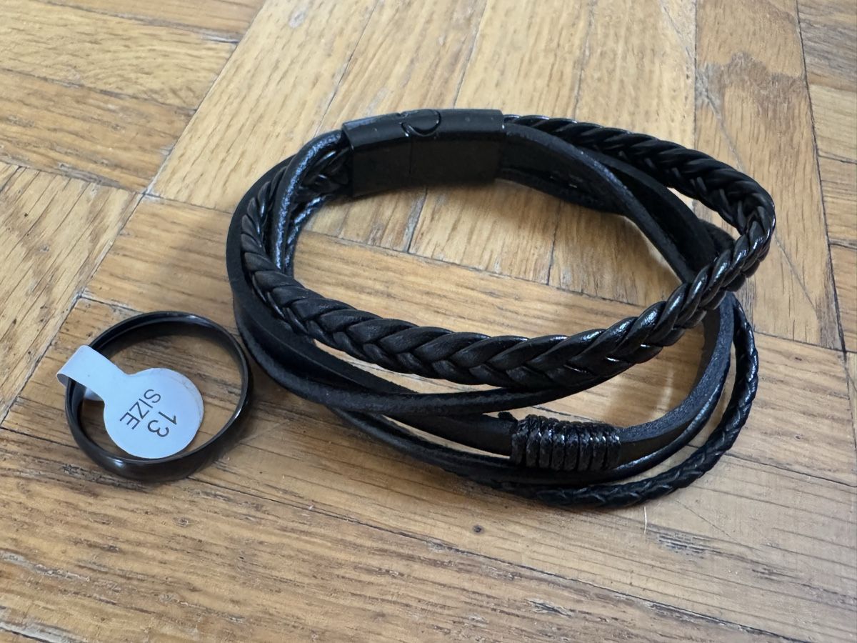 Bracciali & Braccialetti: Bracelet and Ring - Men - Jewlery – Usato da Adliswil venduto da synsolus 1