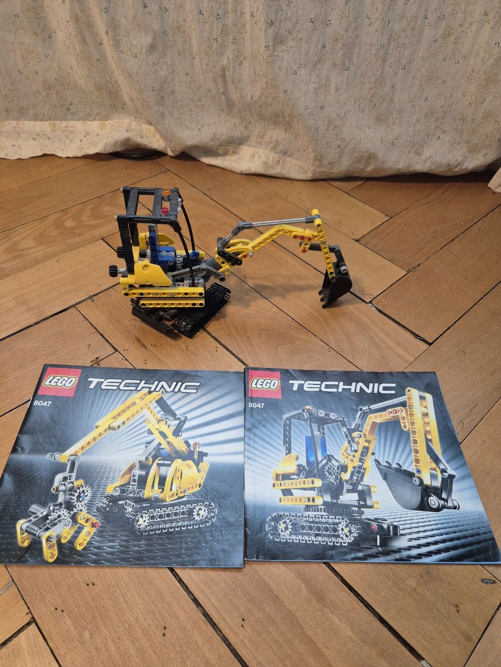 Lego Giocattoli: Lego Technic, kleiner Bagger, 8047, gebaucht – Usato da Zürich venduto da Enila1977