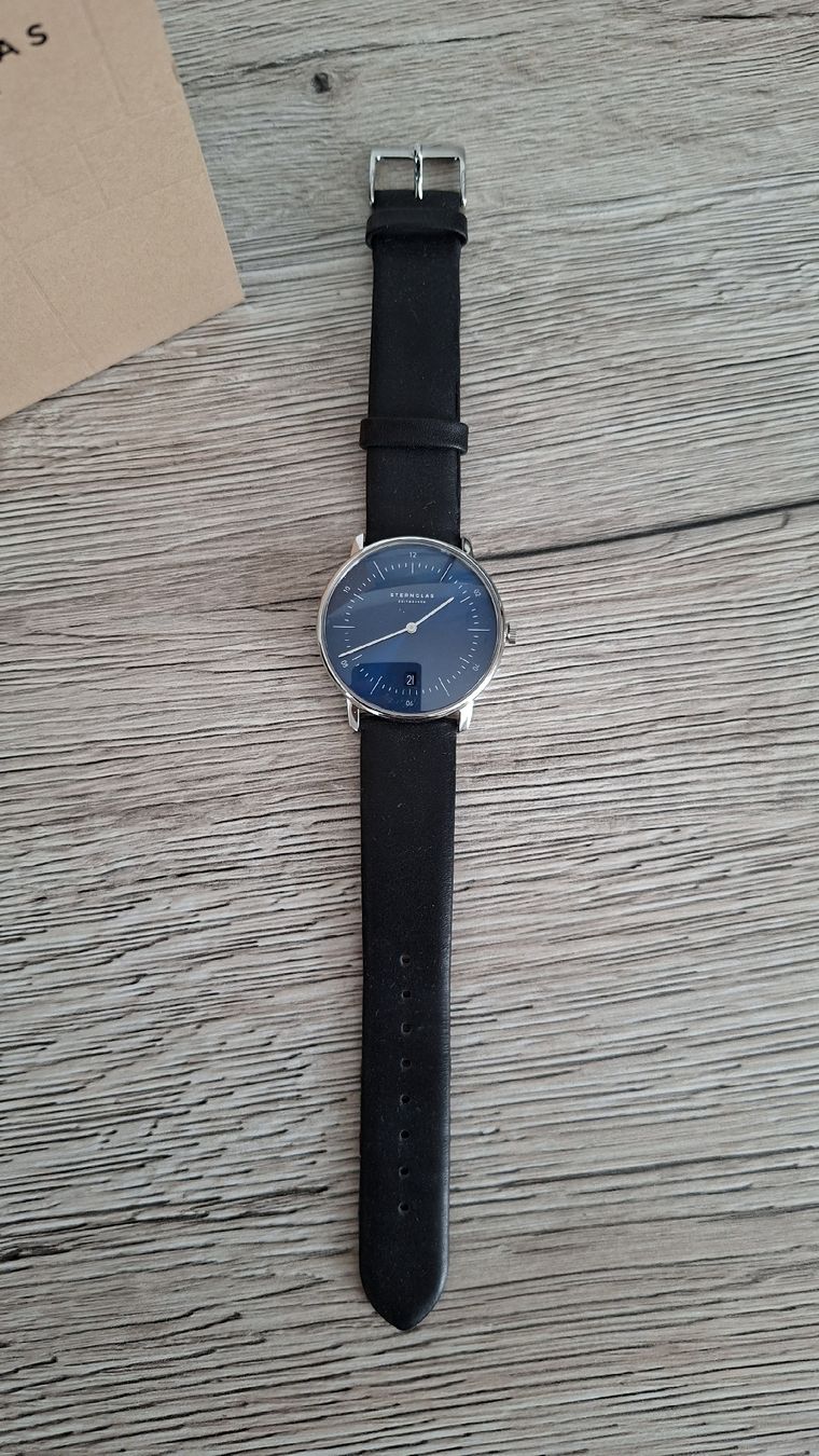 Orologi: Sternglas Naos Blaues Sunburst Dial – Nuovo (secondo la descrizione) da Kreuzlingen venduto da mic_m695