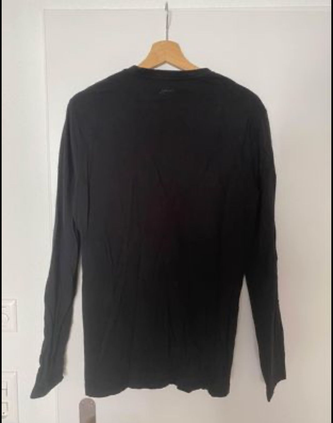 Versace T-shirt: Versace Shirt – Nuovo (secondo la descrizione) da Nänikon venduto da Snorlaxtheplayer 1