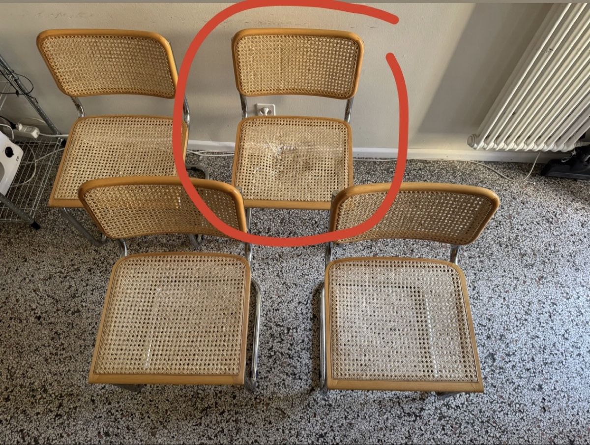 Chaises: 1 Freischwinger Stuhl mit Wienergeflecht – Défectueux à Basel par julia_schuerch