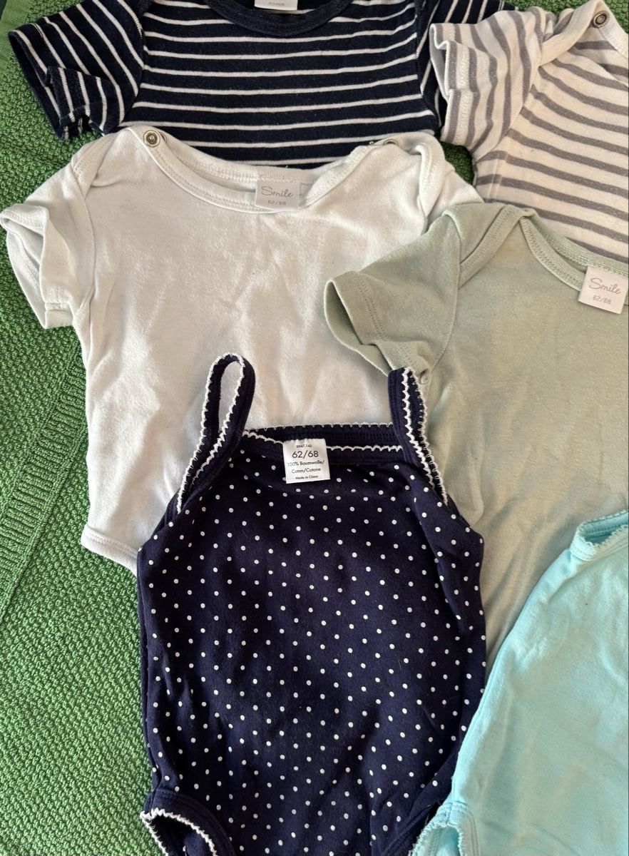 Lotti di vestiti: Sommerbodys Grösse 62/68 – Usato da Horgen venduto da ButterflyH0102 3