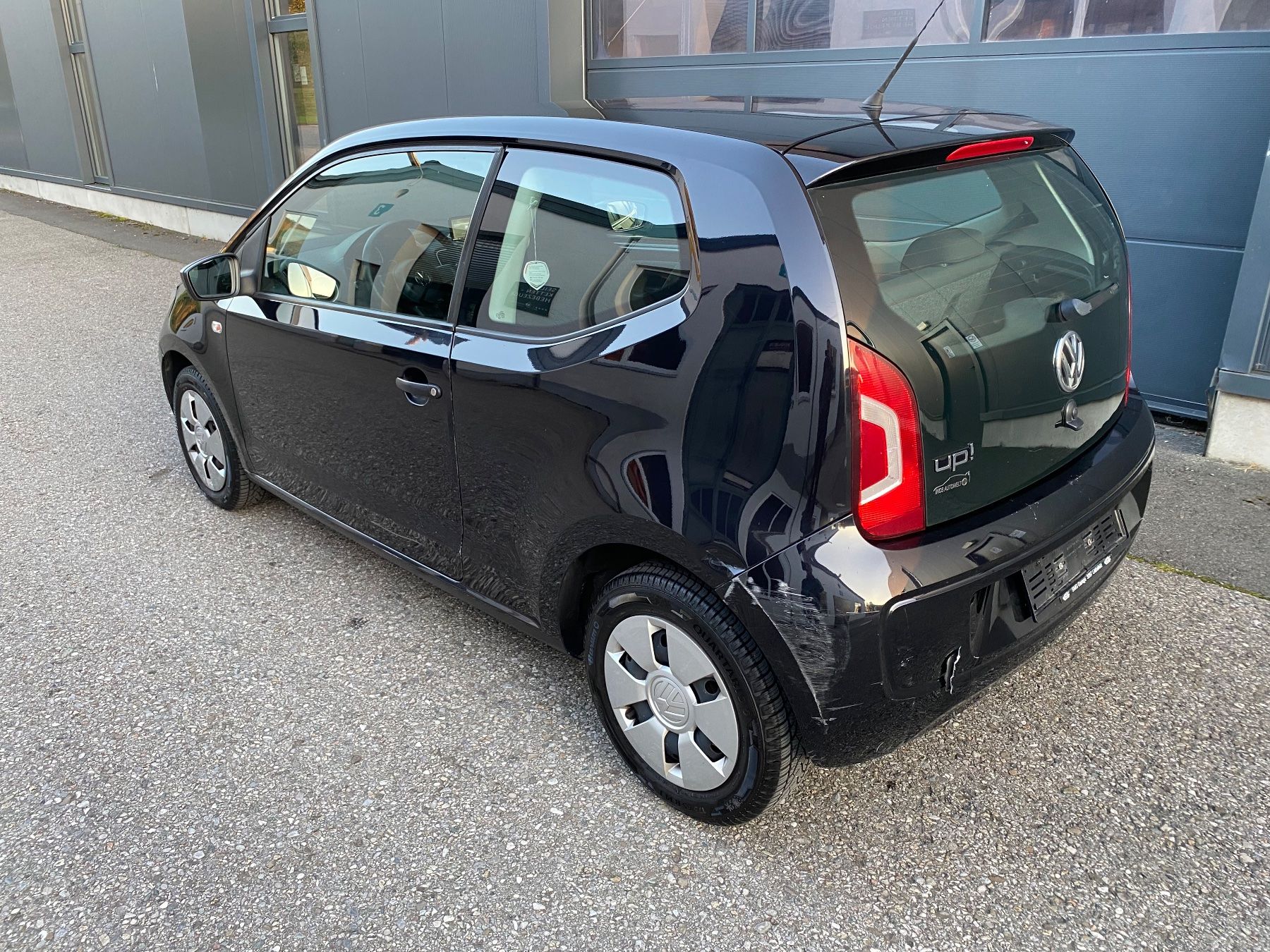 VW Autos: Vw Up! 1.0 MPI 44kW – Gebraucht aus Hünenberg See von MrMoriarty 2