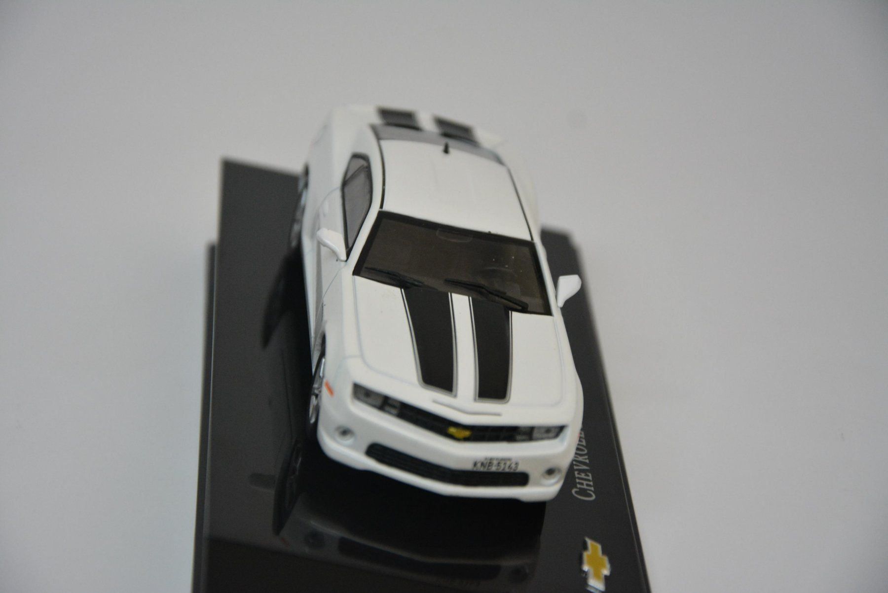 Chevrolet Modellautos: Chevrolet Camaro SS 20011 , 1:43 – Neu und originalverpackt aus Goldach von Feivel9 3