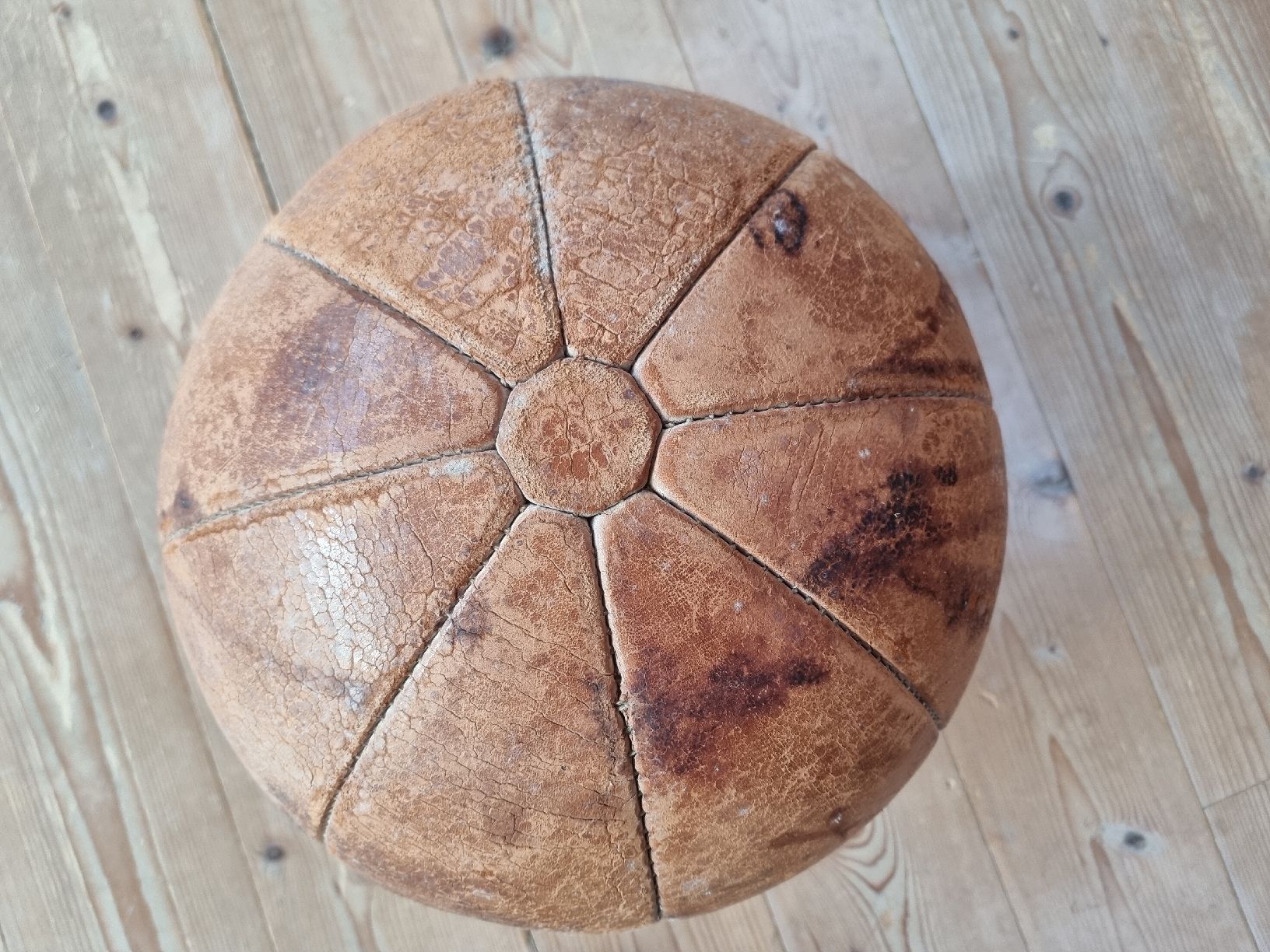 Alder+Eisenhut Palloni: Medizinball Leder antik – Usato da Nidau venduto da Wertas2 6