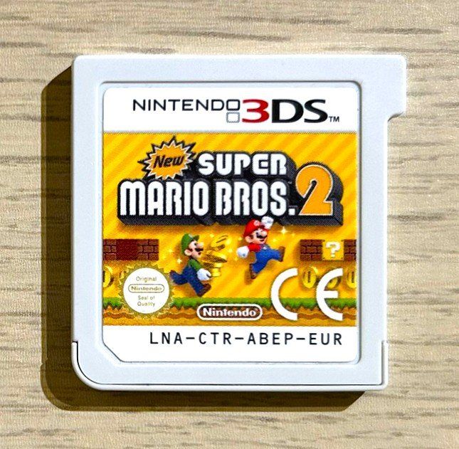 Nintendo Giochi: New Super Mario Bros 2 Nintendo 3DS – Usato da St. Gallen venduto da Alpine.Arcade