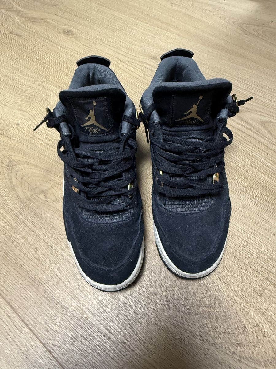 Scarpe da uomo: Air Jordan 4 Royalty – Usato da Echandens venduto da Milos.24 1