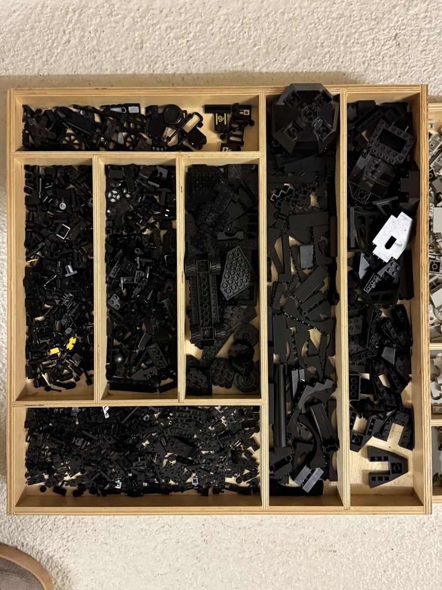 Lego Kit di costruzioni: Grosses Lego Konvolut nach Farben sortiert – Usato da Chur venduto da arxi 2