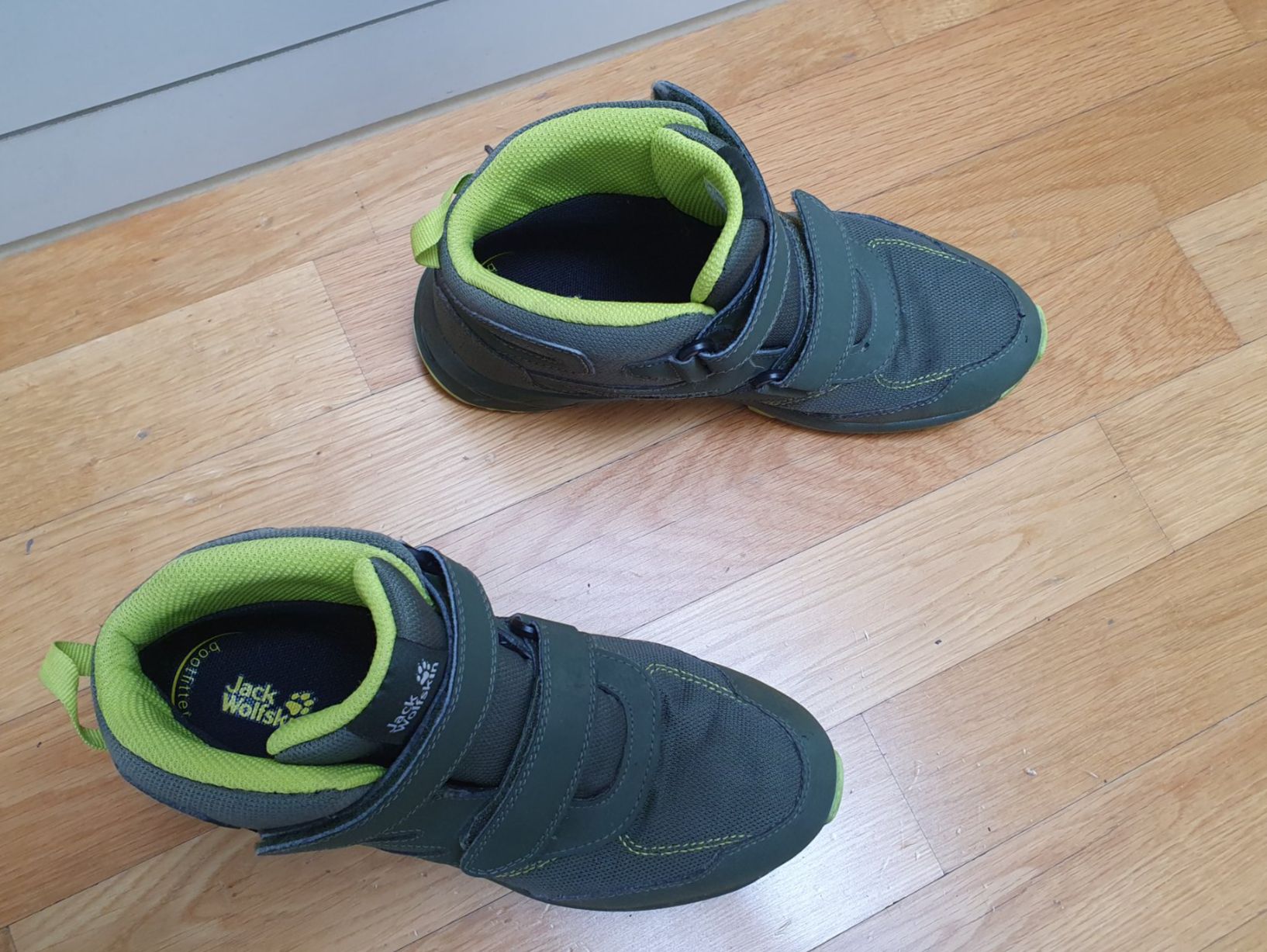 Jack Wolfskin Scarpe per ragazzi: Jack Wolfskin Winterstiefel Gr. 37 – Usato da Wallisellen venduto da Sentia 3
