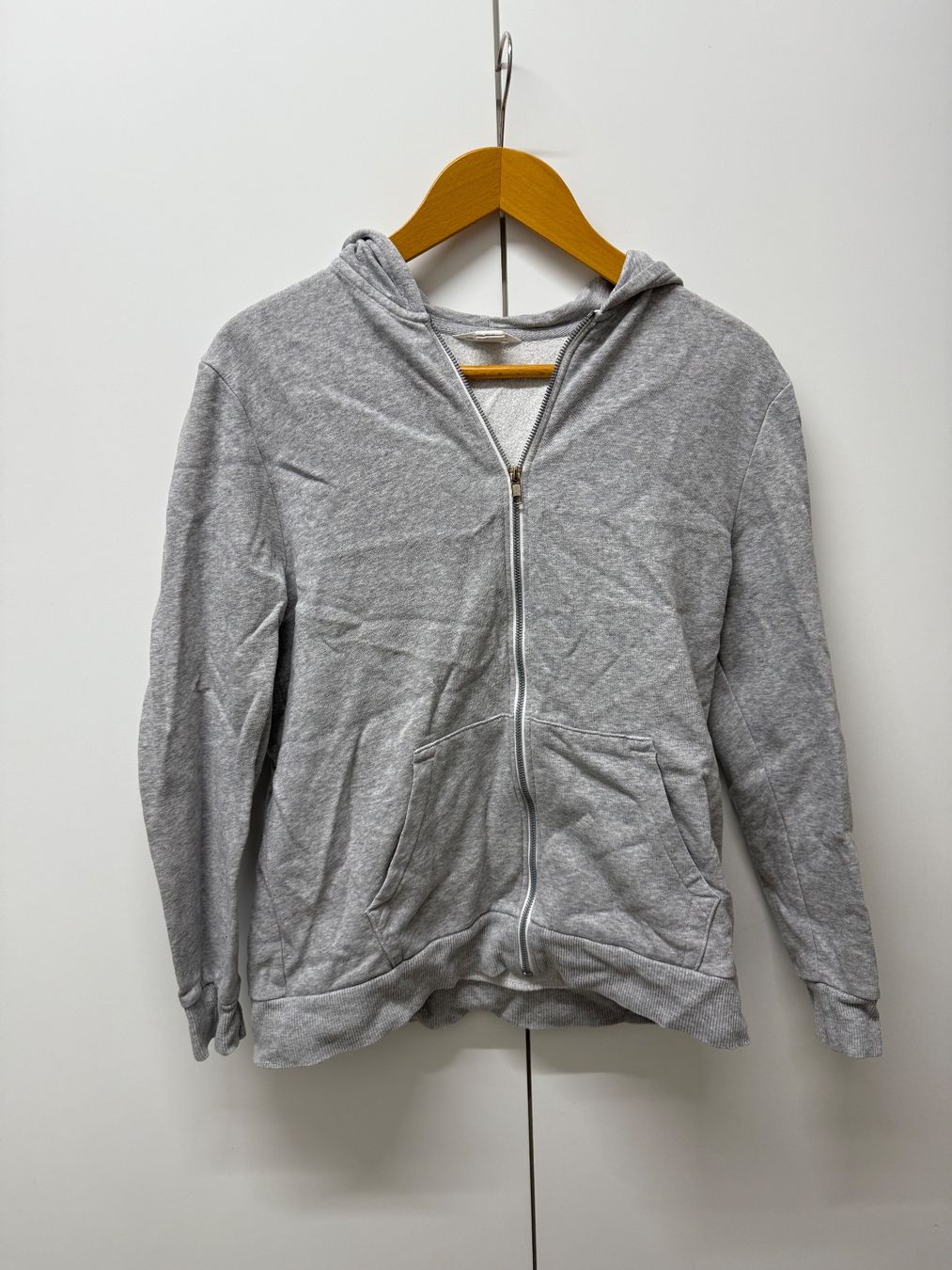 H&M Jacken: Grauer H&M Basic Kapuzenpullover mit Reissverschluss, M – Neu (gemäss Beschreibung) aus Zürich von Cleo234
