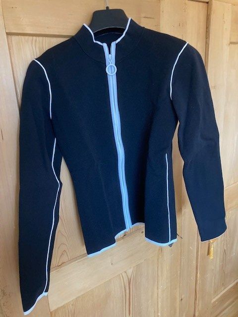 Guess Giacche: Modische GUESS Damenjacke Grösse S – Nuovo (secondo la descrizione) da Affoltern am Albis venduto da rollotomasi 3