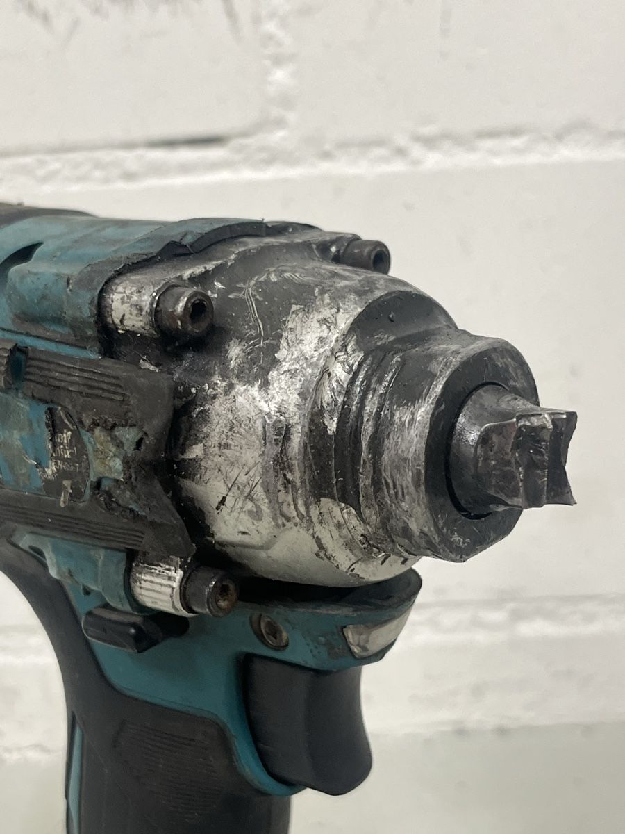 Makita Bohrmaschinen: Makita DTW300 Schlagschrauber 18V – Defekt aus Würenlos von jam_mv8g 5