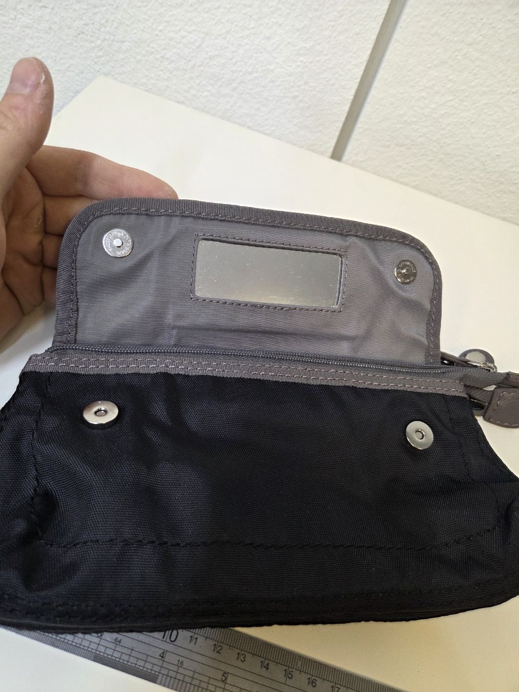 Fossil Custodie per cosmetici: Fossil  Beauty Case / Kosmetiktasche  – Usato da Zug venduto da olx_5shp 6